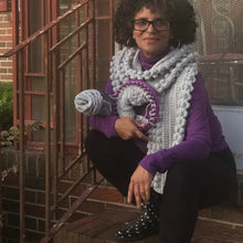 Load image into Gallery viewer, Loom Knit Bobble Rib Stitch Scarf with Video Copyright Loomahat