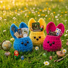 Load image into Gallery viewer, Loom Knit Easter Bunny Gift Bag Pattern 24 peg Copyright Loomahat