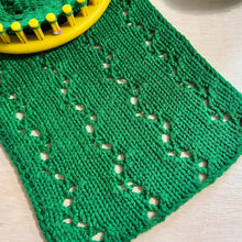 Load image into Gallery viewer, Simple Vine Stitch Pattern