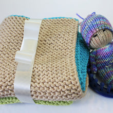 Load image into Gallery viewer, Loom Knit Garter Stitch Blanket Pattern made on a 24 Peg Loom with Video Tutorial by Loomahat Copyright