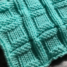 Load image into Gallery viewer, Loom Knit Stitches Button in a Square by Loomahat. Done on a large gauge round knitting loom using Red Heart yarn in Mint.