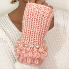 Load image into Gallery viewer, Loopy Fingerless Gloves Pattern