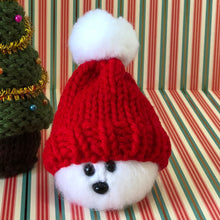 Load image into Gallery viewer, Teeny Tiny Hats Pattern