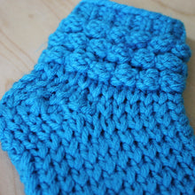 Load image into Gallery viewer, Slipper Socks with Bubbles Pattern