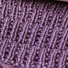Load image into Gallery viewer, Loom Knit Rambler Stitch Pattern