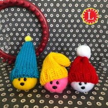 Load image into Gallery viewer, Loom Knit Teeny Tiny Hats Pattern with 24 Petg Loom by Loomahat