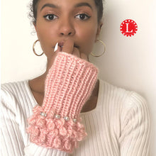 Load image into Gallery viewer, Loopy Fingerless Gloves Pattern