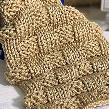 Load image into Gallery viewer, Puffy Basketweave Stitch Pattern Flat and in the Round