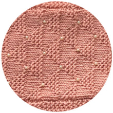 Load image into Gallery viewer, Loom Knit Pyramid Stitch Cowl Pattern Copyright Loomahat