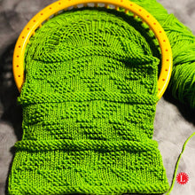 Load image into Gallery viewer, Modified Alternating Welted Stitch Leaf Copyright Loomahat