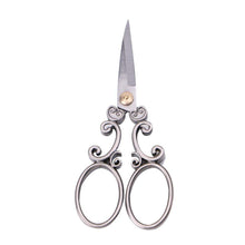 Load image into Gallery viewer, Curly Vintage Style Yarn Scissors