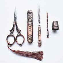 Load image into Gallery viewer, 17 Pcs Vintage Style Embroidery Scissors Thimble Needle Case Sewing Kit with FREE Fob & 10 Needles