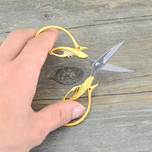 Load image into Gallery viewer, Vintage Style Two-Tone Swan Scissors