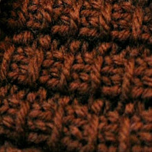 Load image into Gallery viewer, Loom Knit Bamboo Stitch Pattern Loomahat
