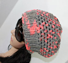 Load image into Gallery viewer, Loom Knit Mock Crochet Stitch Slouchy Hat Pattern made with a 41 peg loom and chunky lion brand yarn. Copyright Loomahat