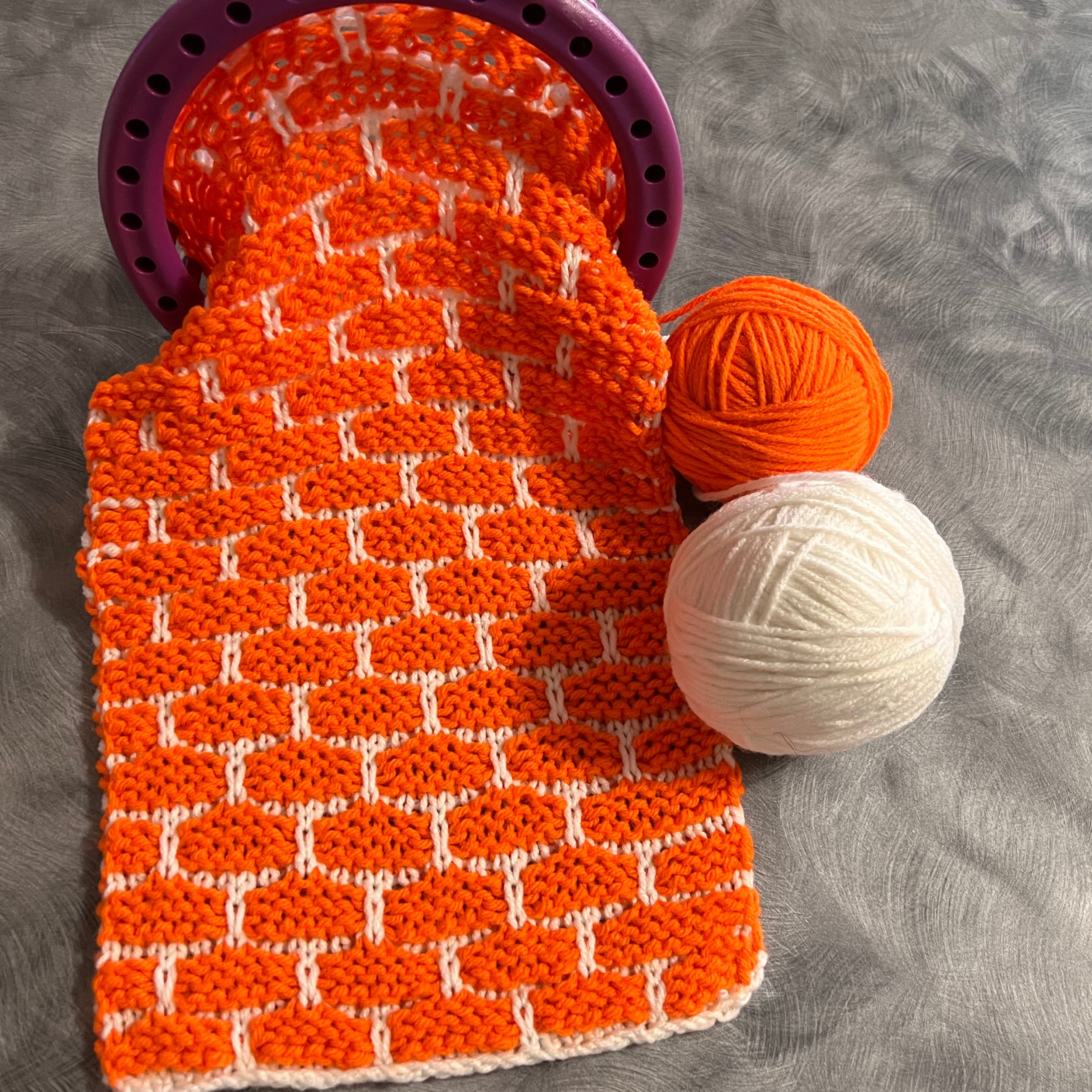 Loom Brick Wall Stitch Pattern Flat and in Round with Video – Loomahat ...
