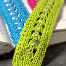 Load image into Gallery viewer, Loom Knit Eyelet Lace Stitch Book Mark Copyright Loomahat

