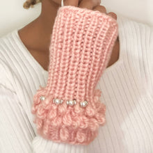 Load image into Gallery viewer, Loopy Fingerless Gloves Pattern
