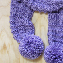 Load image into Gallery viewer, Pom Pom Scarf Pattern
