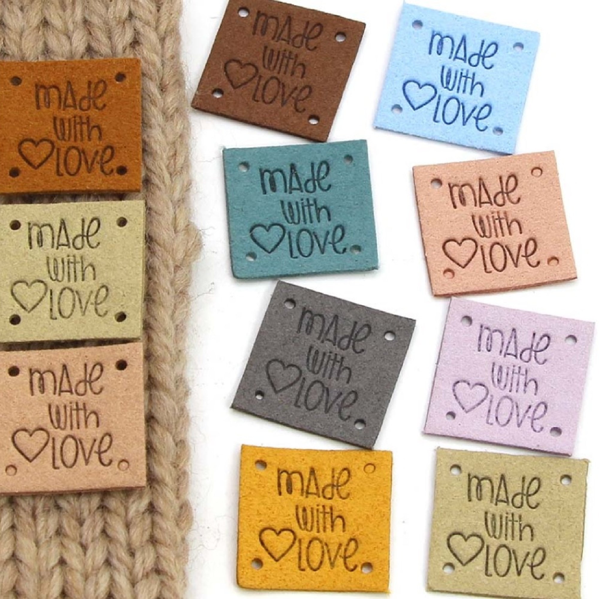 Small Underlined Label Small Square
